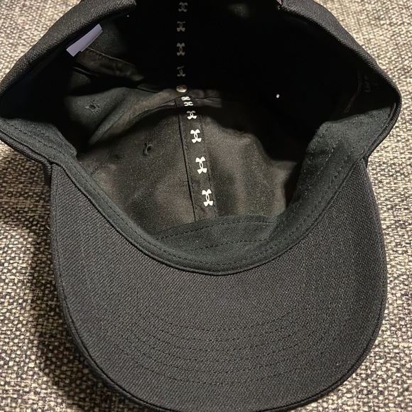 NWT Women's UA Wordmark Hat - Picture 6 of 9